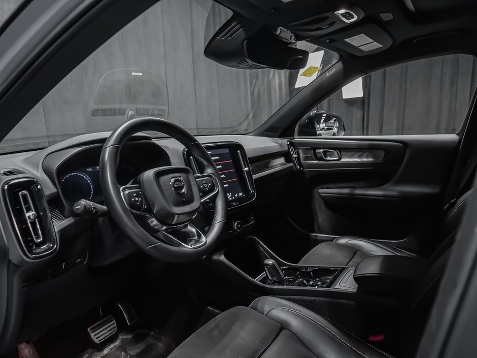 Volvo XC40 T5 R-DESIGN CLIMATE HARMAN 2022-6