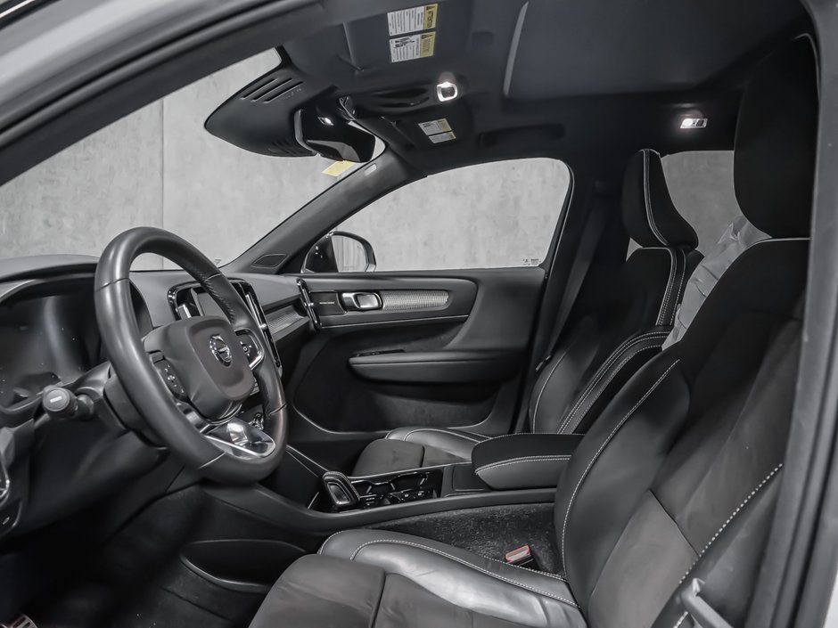 Volvo XC40 T5 R-DESIGN CLIMATE HARMAN 2022-12