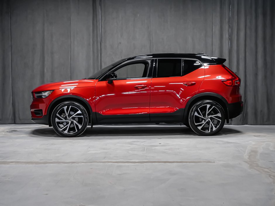 Volvo XC40 T5 R-DESIGN CLIMATE 2022-2