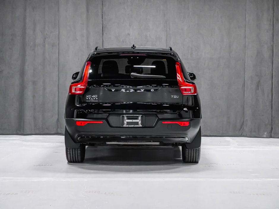 Volvo XC40 R-Design Harman Kardon 2022-4