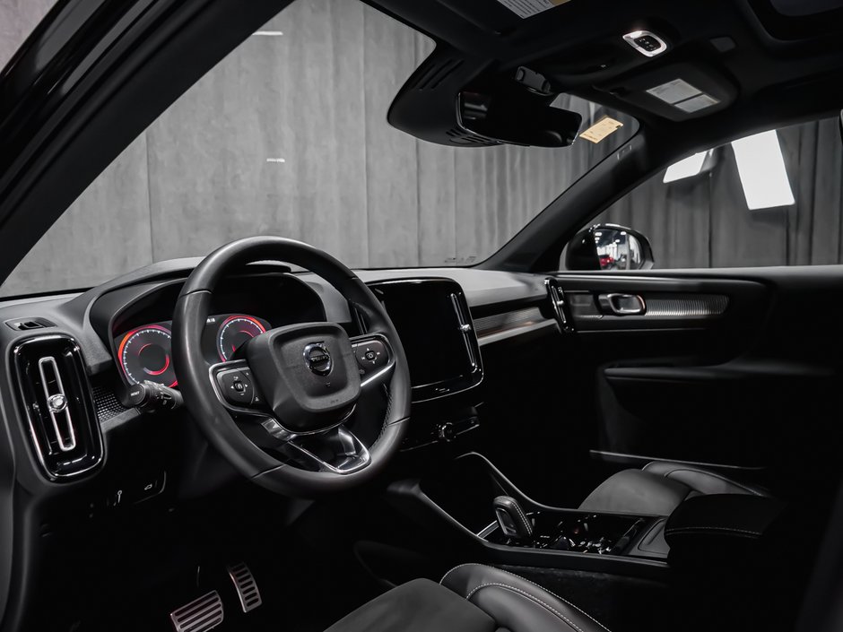 Volvo XC40 R-Design Harman Kardon 2022-5