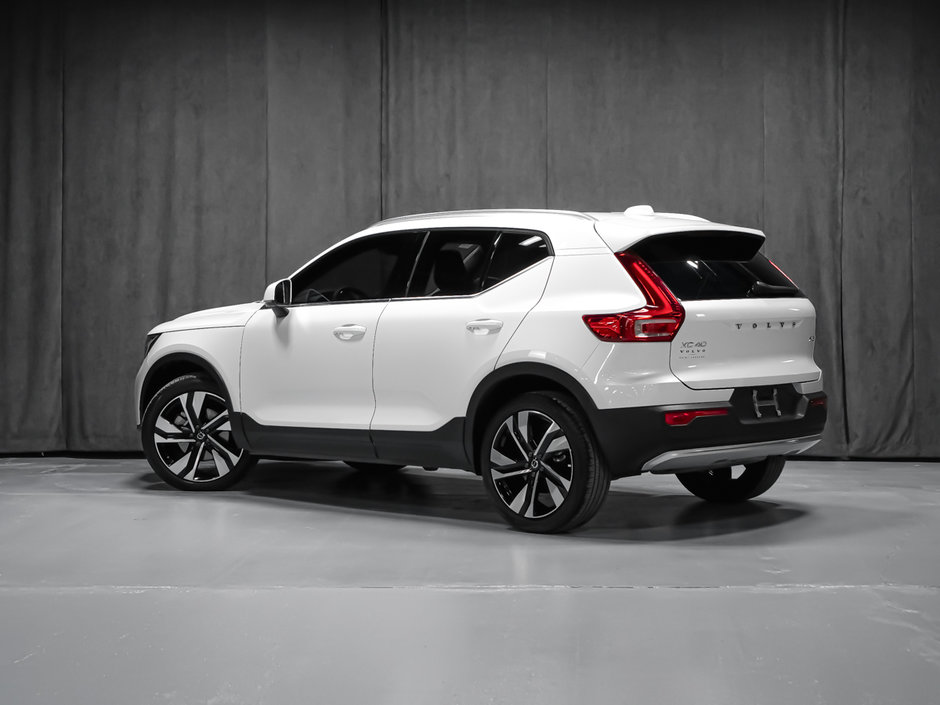 Volvo XC40 B5 PLUS BRIGHT CLIMATE 2023-2