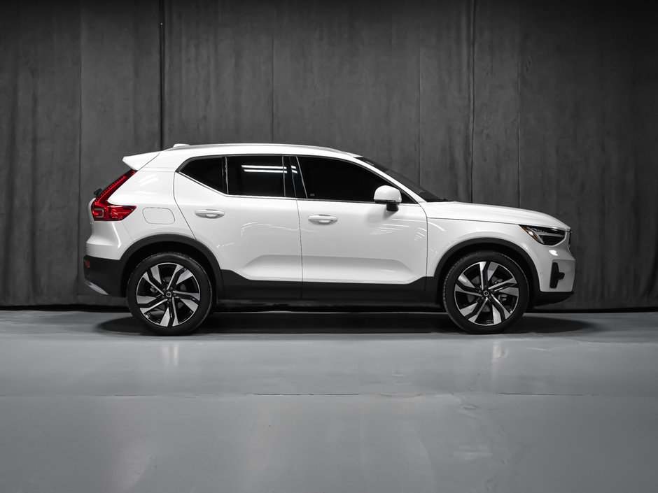 Volvo XC40 B5 PLUS BRIGHT CLIMATE 2023-5