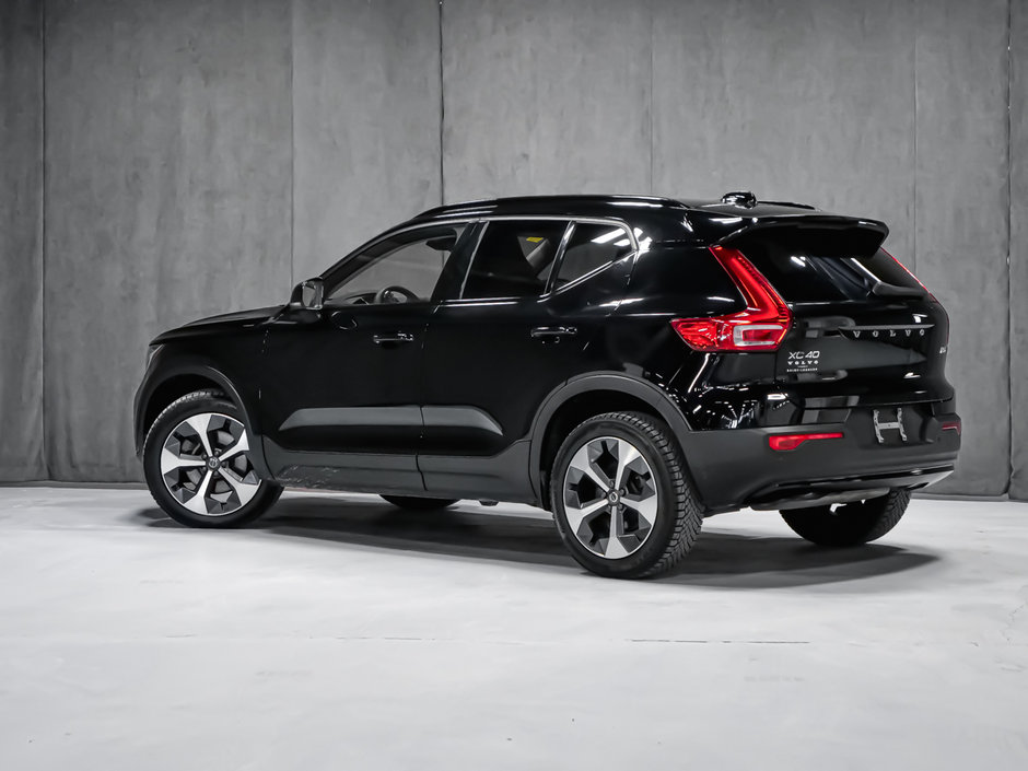 Volvo XC40 B5 PLUS DARK CLIMATE 2023-2