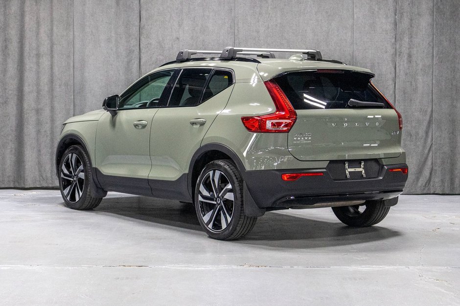 2023 Volvo XC40 B5 ULTIMATE DARK POLESTAR-4