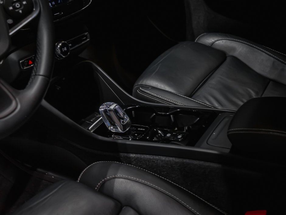 Volvo XC40 B5 PLUS BRIGHT CLIMATE 2023-7