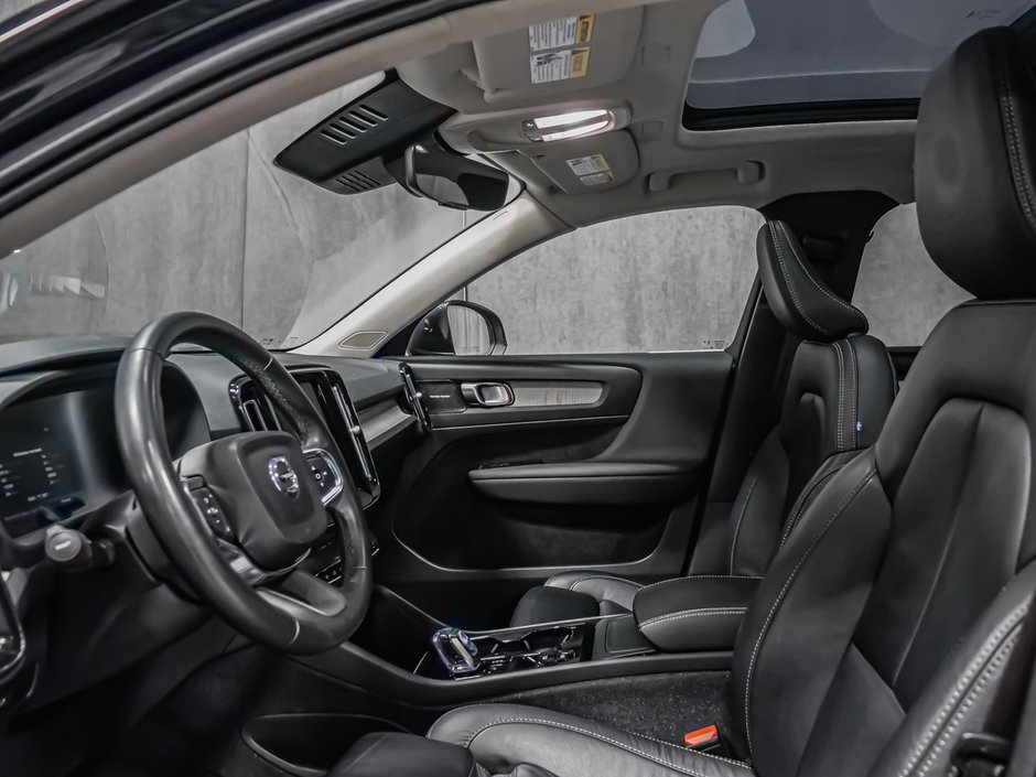 Volvo XC40 B5 PLUS BRIGHT 2023-11