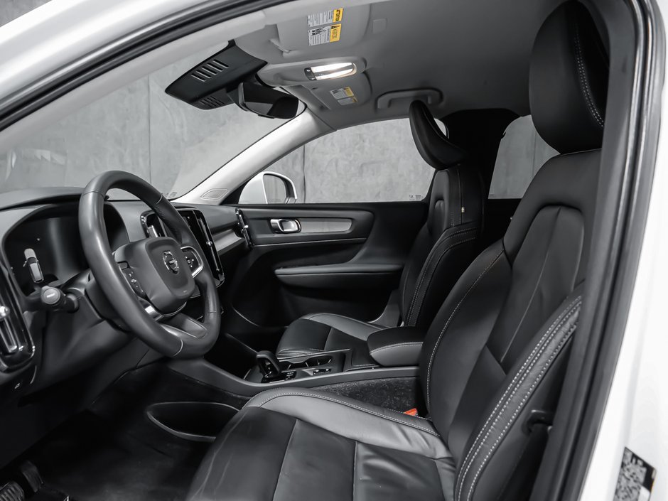 Volvo XC40 B5 CORE CONVENIENCE CLIMATE 2023-10