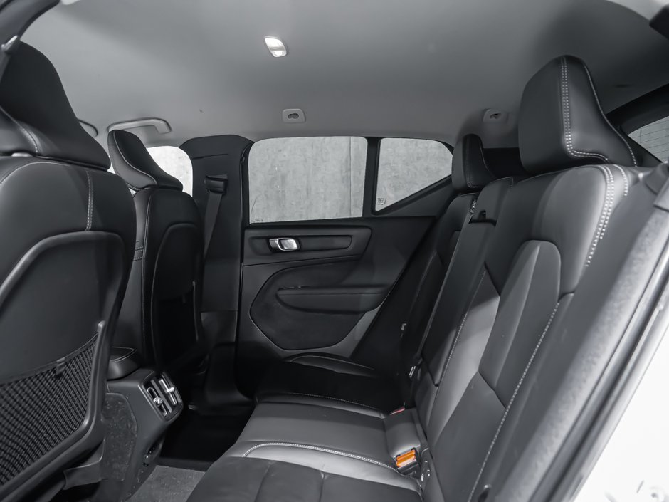 Volvo XC40 B5 CORE CONVENIENCE CLIMATE 2023-11
