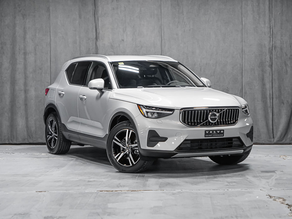 2024 Volvo XC40 B5 CORE CLIMATE-6