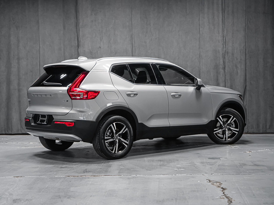 2024 Volvo XC40 B5 CORE CLIMATE-4