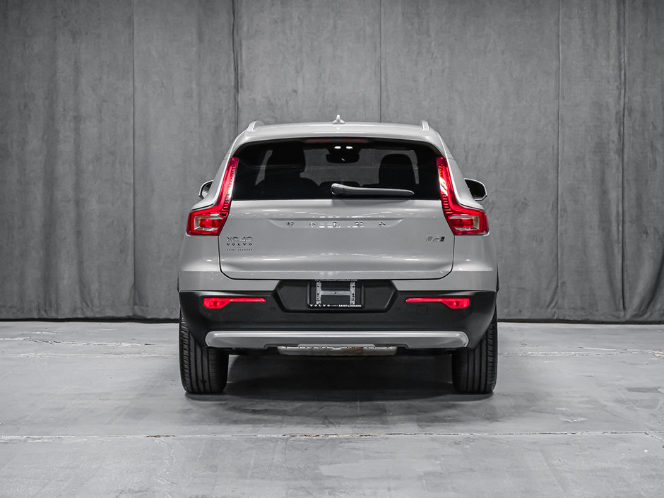 2024 Volvo XC40 B5 CORE CLIMATE-3