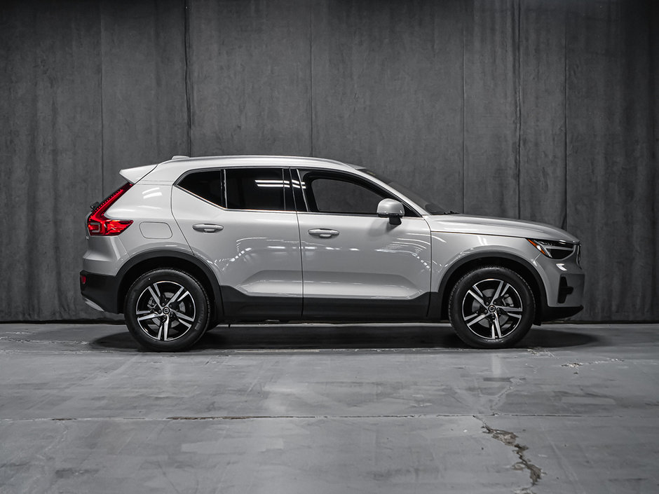 2024 Volvo XC40 B5 CORE CLIMATE-5