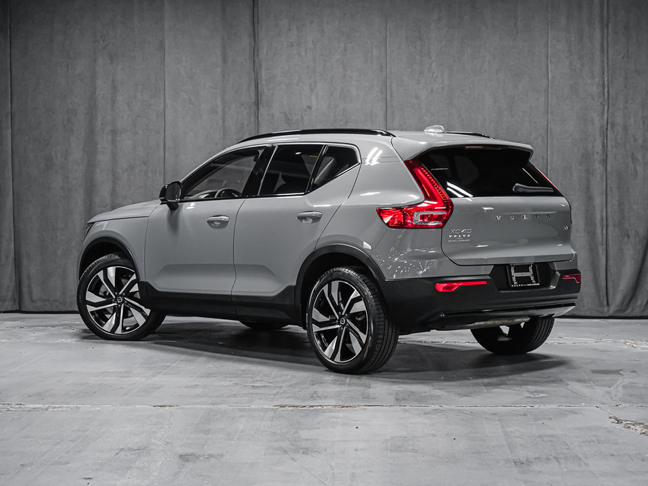 Volvo XC40 B5 PLUS DARK CLIMATE 2024-2