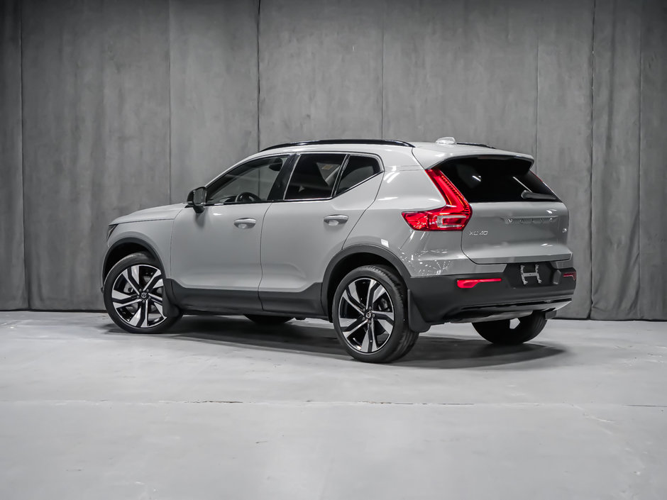 2024 Volvo XC40 B5 PLUS DARK CLIMATE-2