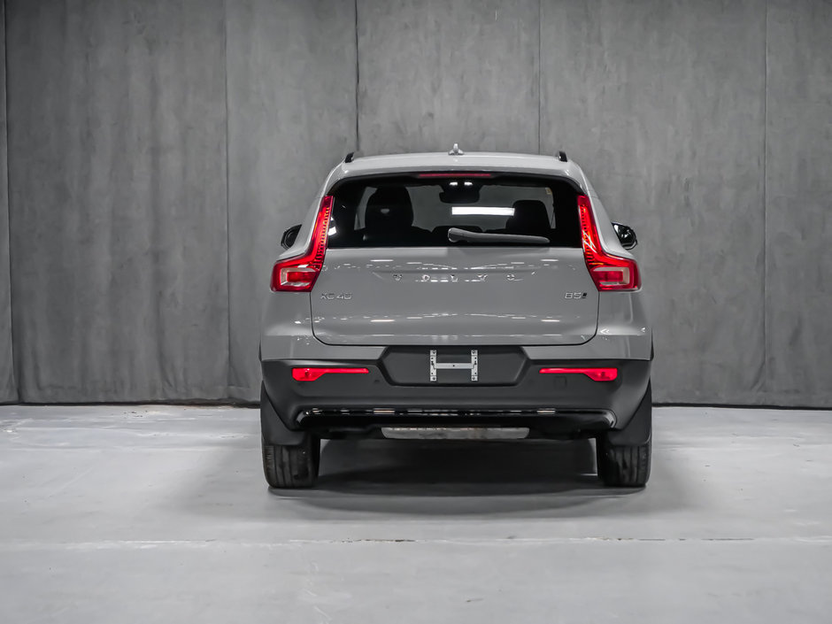2024 Volvo XC40 B5 PLUS DARK CLIMATE-5