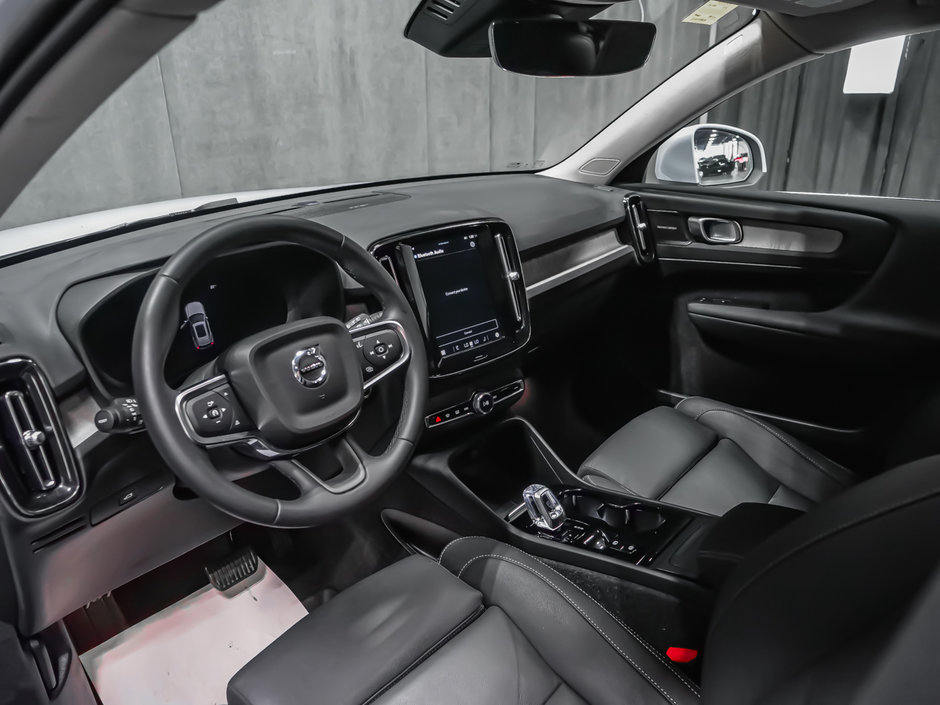 2024 Volvo XC40 B5 PLUS BRIGHT CLIMATE HARMAN KARDON-6