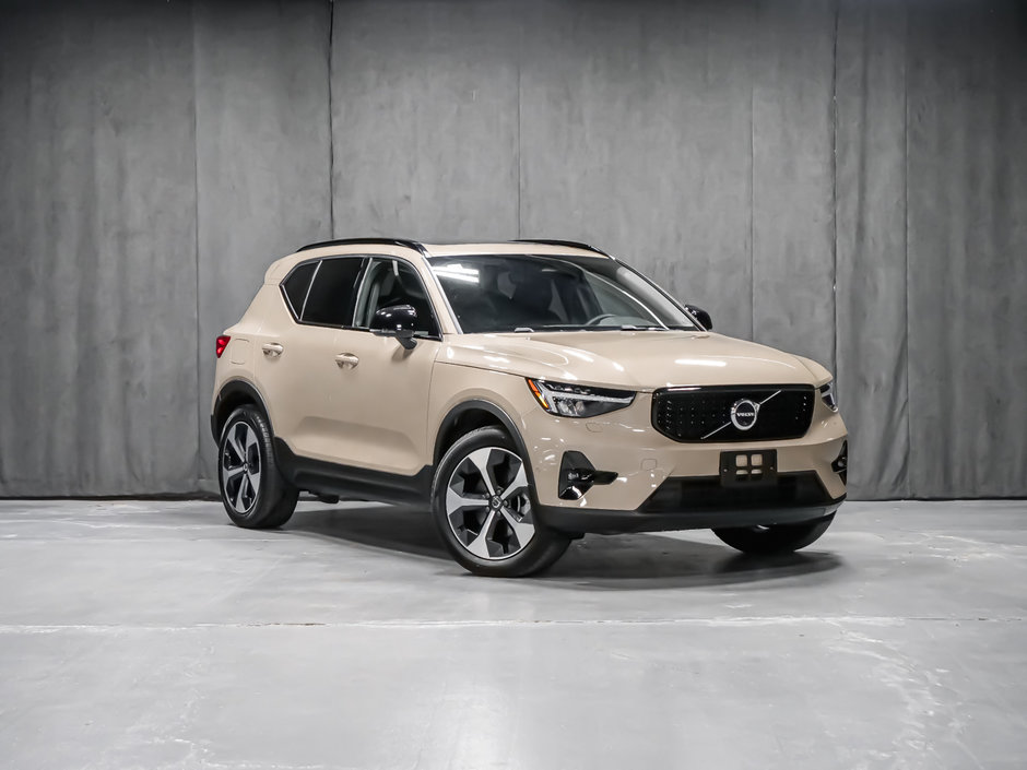Volvo XC40 B5 PLUS DARK CLIMATE 2025-1
