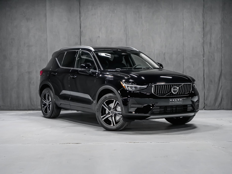 Volvo XC40 Core Bright Theme 2025-1