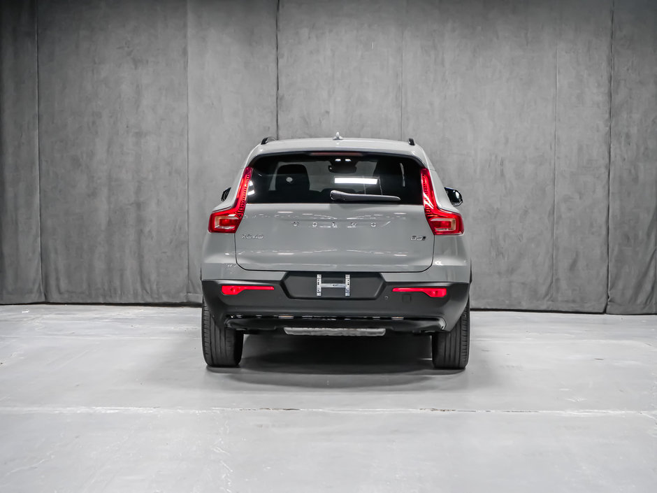 Volvo XC40 B5 PLUS DARK 2025-5