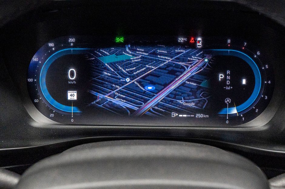 2025 Volvo XC40 B5 PLUS DARK CLIMATE-11