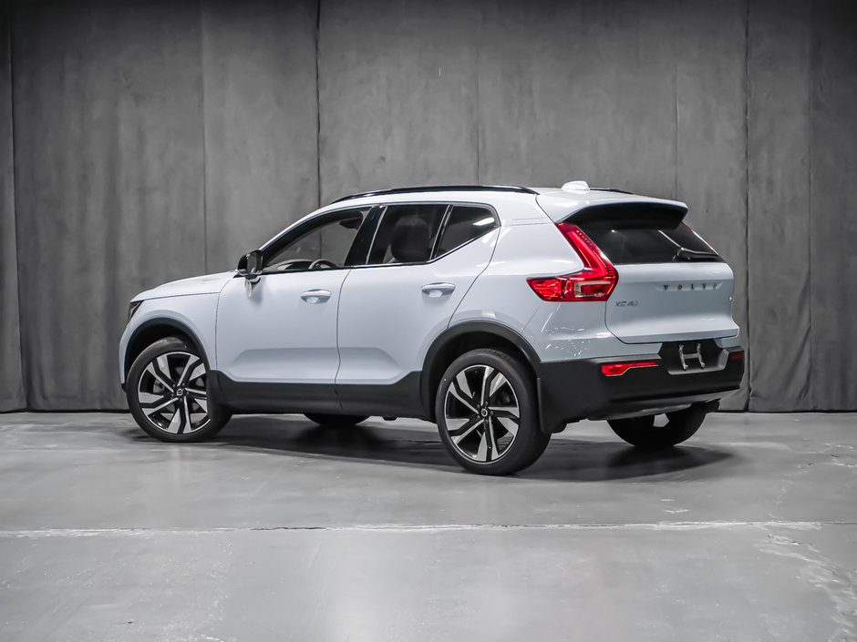 2025 Volvo XC40 B5 PLUS DARK CLIMATE-5
