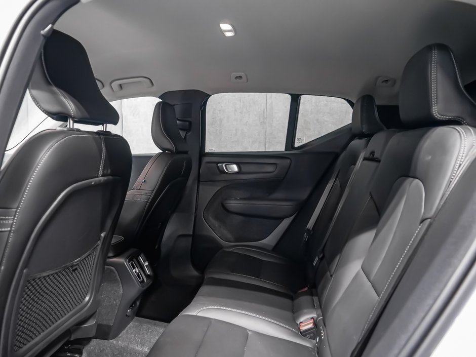 2025 Volvo XC40 B5 CORE BRIGHT CLIMATE-13