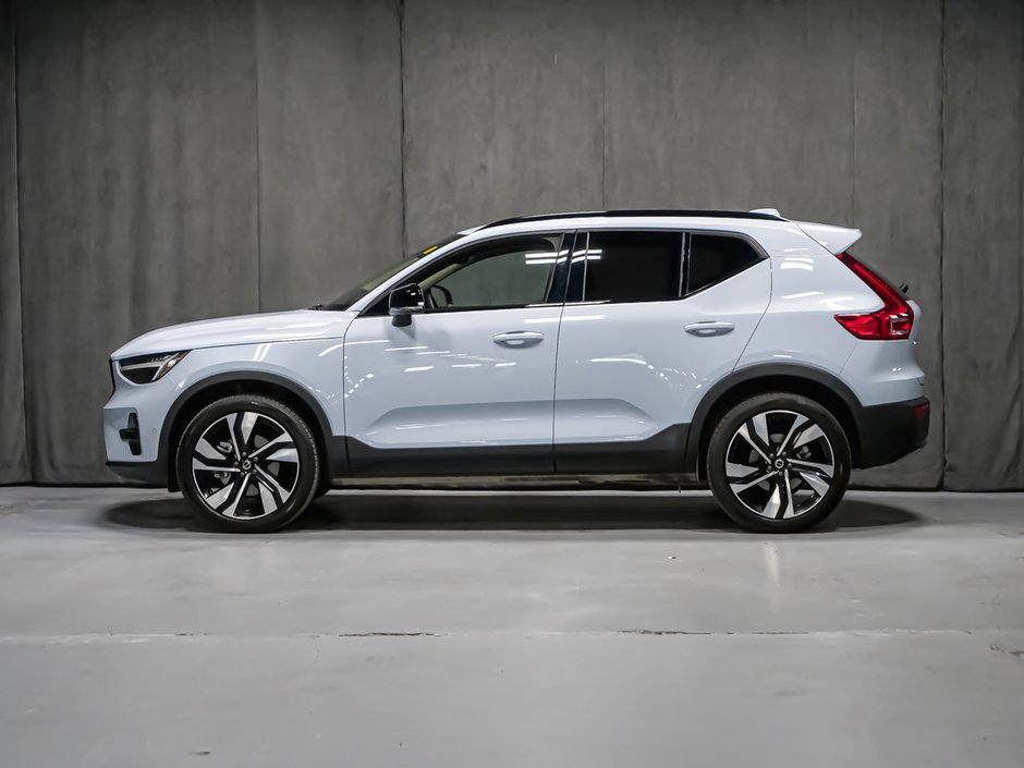 Volvo XC40 B5 PLUS CLIMATE 2025-3