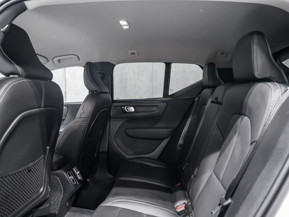 Volvo XC40 B5 CORE BRIGHT CLIMATE 2025-11