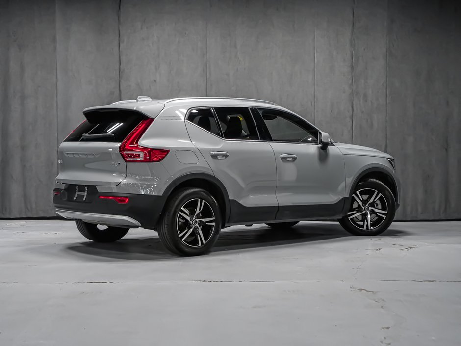 Volvo XC40 B5 CORE BRIGHT CLIMATE 2025-4