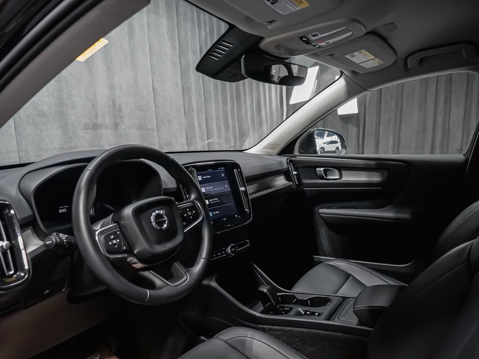 Volvo XC40 B5 CORE BRIGHT CLIMATE 2025-3