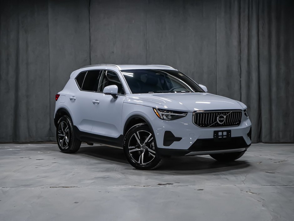 Volvo XC40 B5 CORE BRIGHT 2025-1
