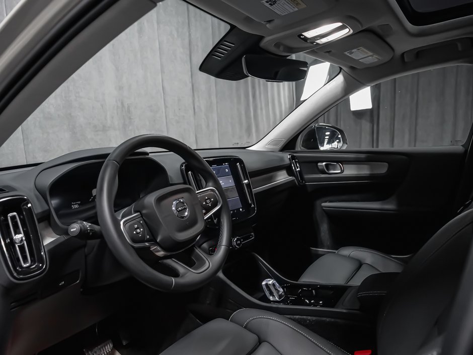 Volvo XC40 B5 PLUS DARK CLIMATE 2025-6