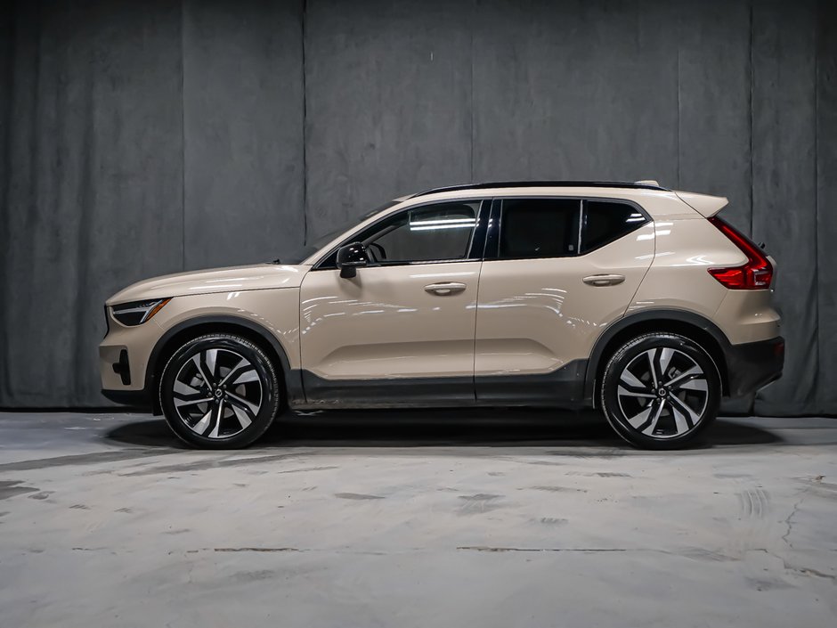 Volvo XC40 B5 PLUS DARK CLIMATE 2025-2