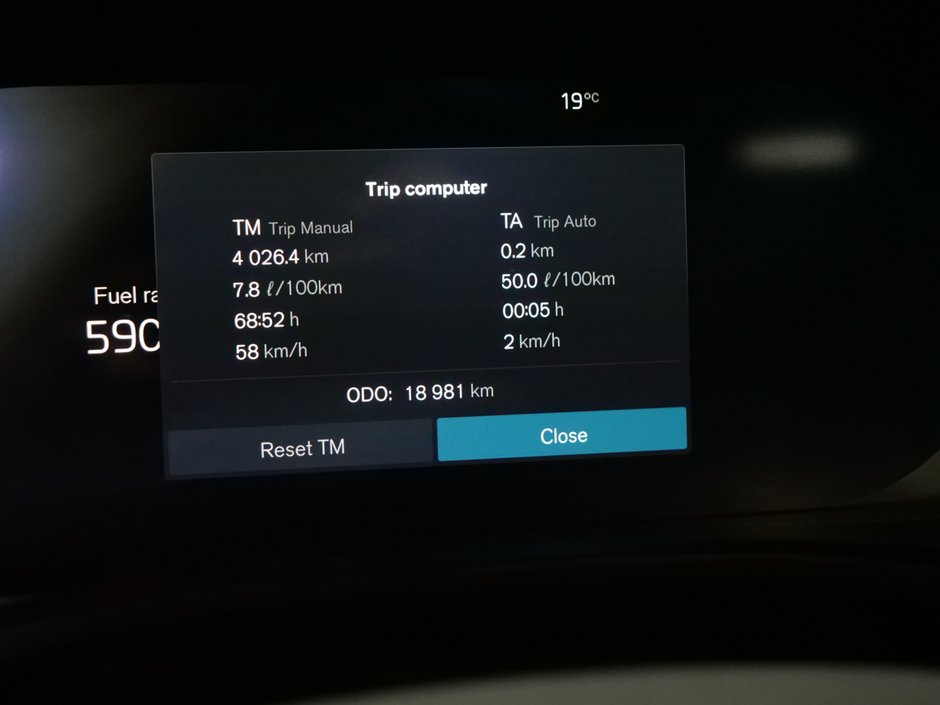 Volvo XC40 B5 PLUS DARK CLIMATE 2025-8