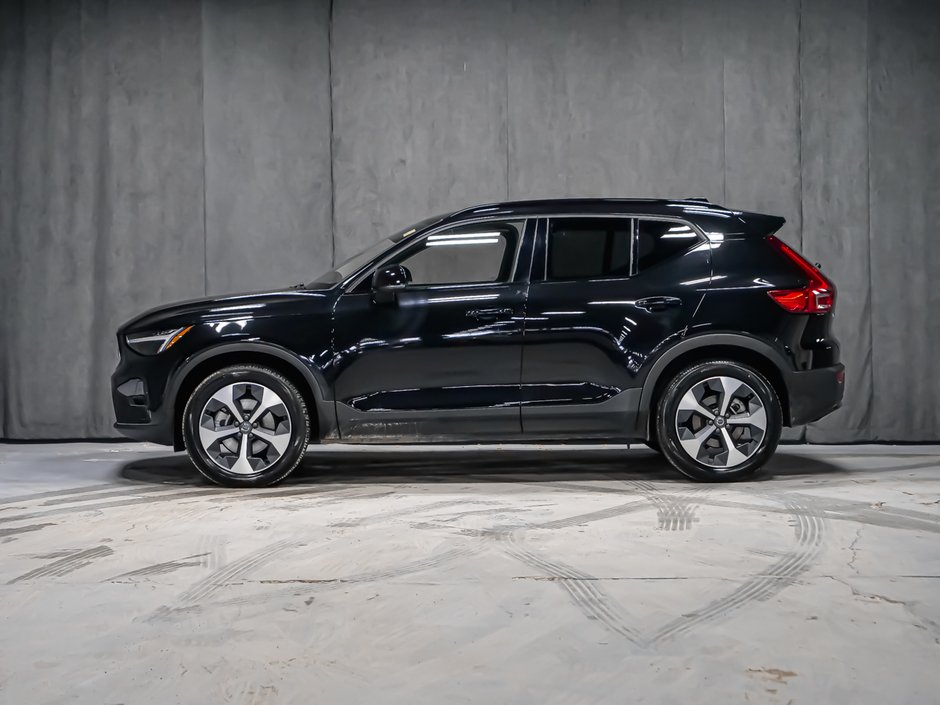 2025 Volvo XC40 B5 PLUS DARK CLIAMTE-3