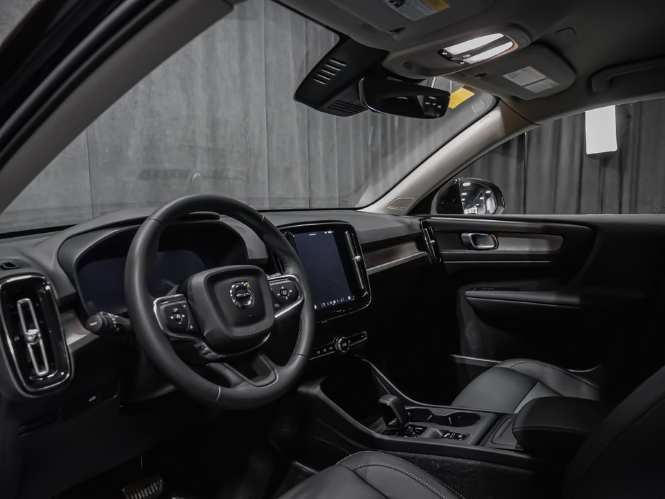 Volvo XC40 B5 CORE BRIGHT CLIMATE 2025-6