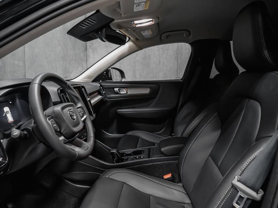 Volvo XC40 B5 CORE BRIGHT CLIMATE 2025-12