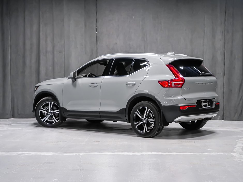 2025 Volvo XC40 B5 CORE BRIGHT CLIMATE-3