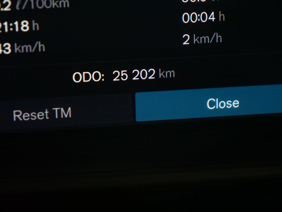 2025 Volvo XC40 B5 CORE BRIGHT CLIMATE-8