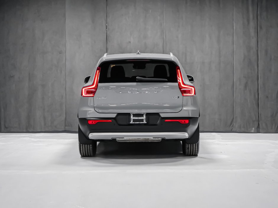 2025 Volvo XC40 B5 CORE BRIGHT CLIMATE-4