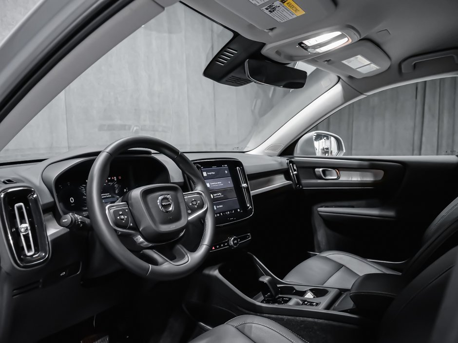 2025 Volvo XC40 B5 CORE BRIGHT CLIMATE-5