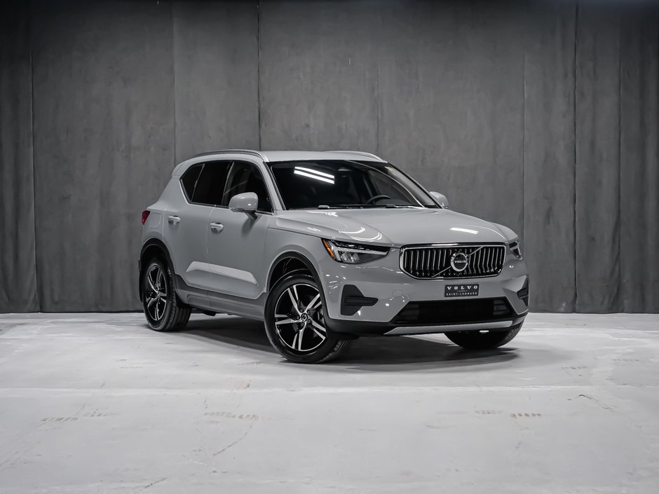 2025 Volvo XC40 B5 CORE BRIGHT CLIMATE-1