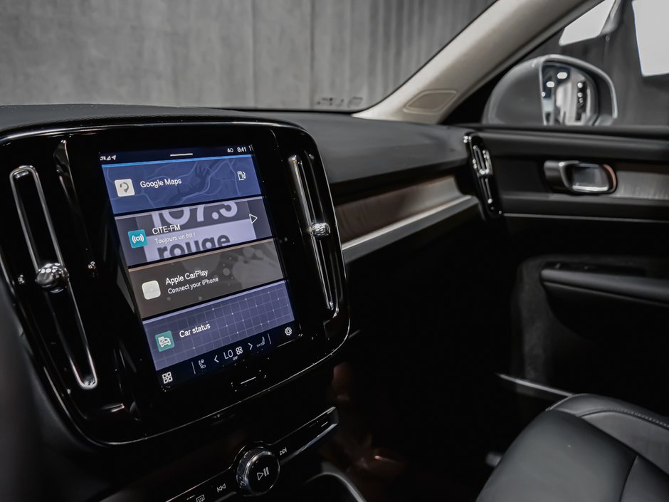 2025 Volvo XC40 B5 CORE BRIGHT CLIMATE-10
