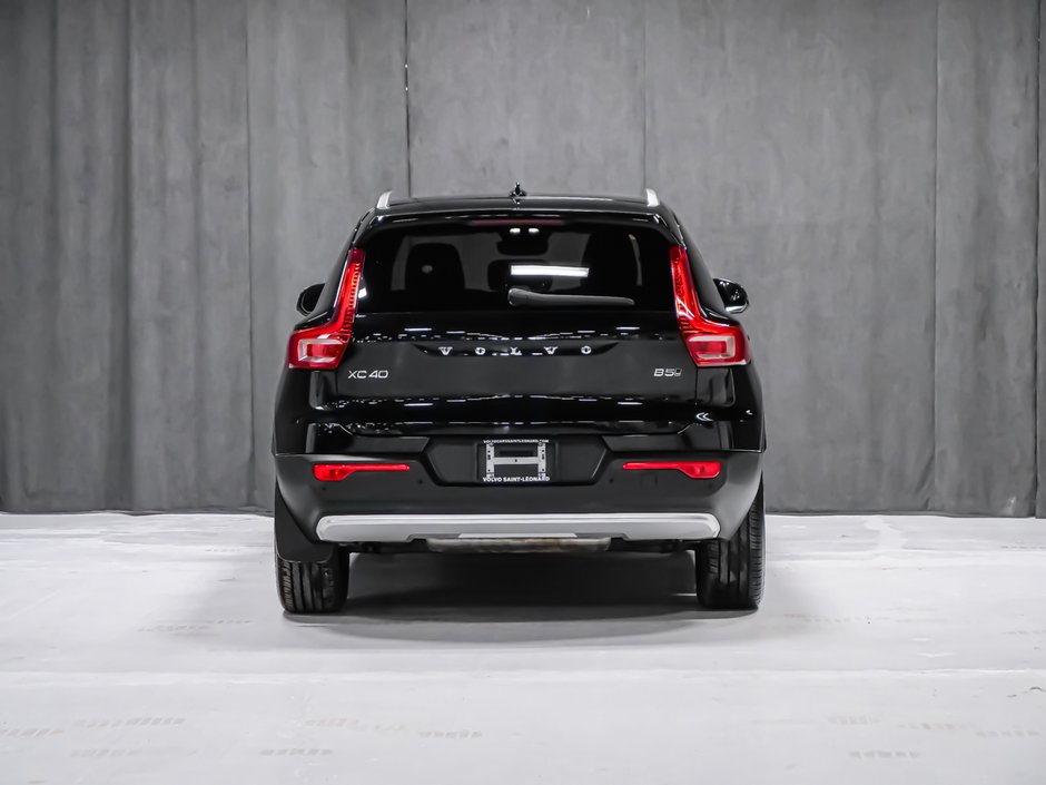 2025 Volvo XC40 B5 CORE BRIGHT CLIMATE-4
