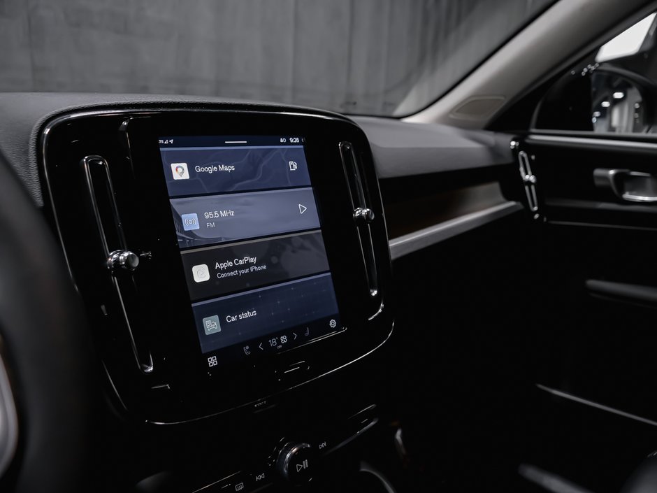 2025 Volvo XC40 B5 CORE BRIGHT CLIMATE-10