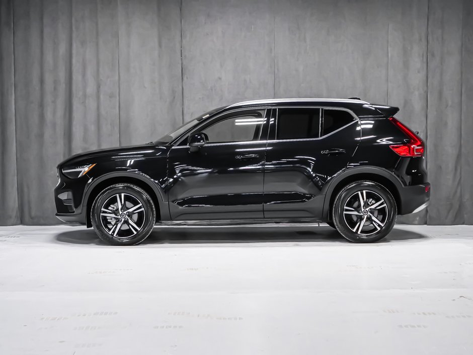 2025 Volvo XC40 B5 CORE BRIGHT CLIMATE-2