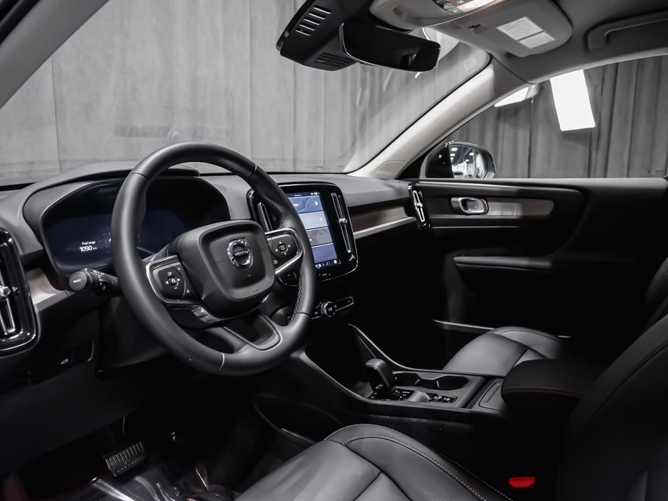 2025 Volvo XC40 B5 CORE BRIGHT CLIMATE-5