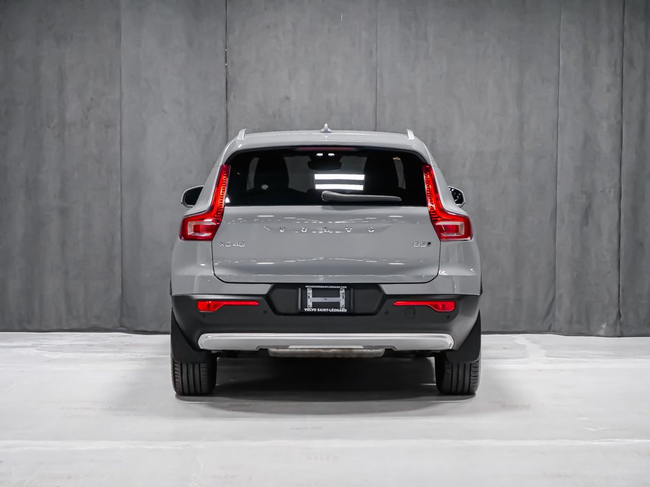 2025 Volvo XC40 B5 CORE BRIGHT CLIMATE-4