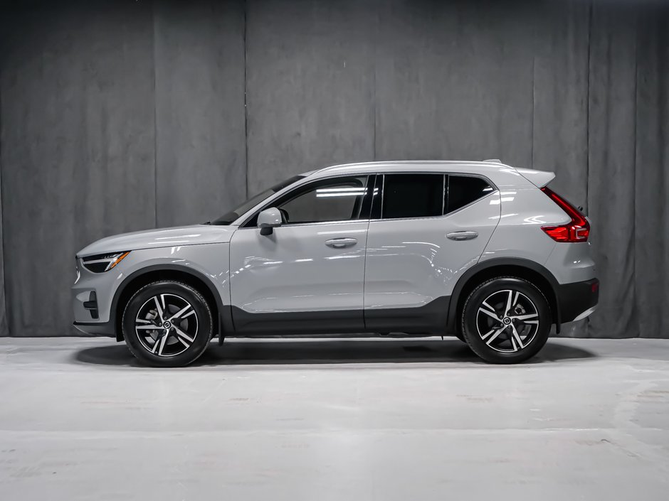 2025 Volvo XC40 B5 CORE BRIGHT CLIMATE-2